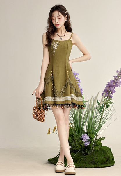 Han element green suspender dress 2025 temperament wear short skirt R1949