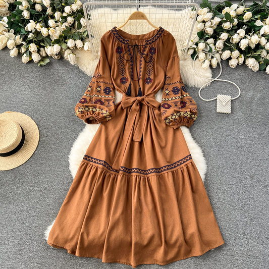Holiday style dress outfit sweet and stylish embroidery loose waist long skirt R2331