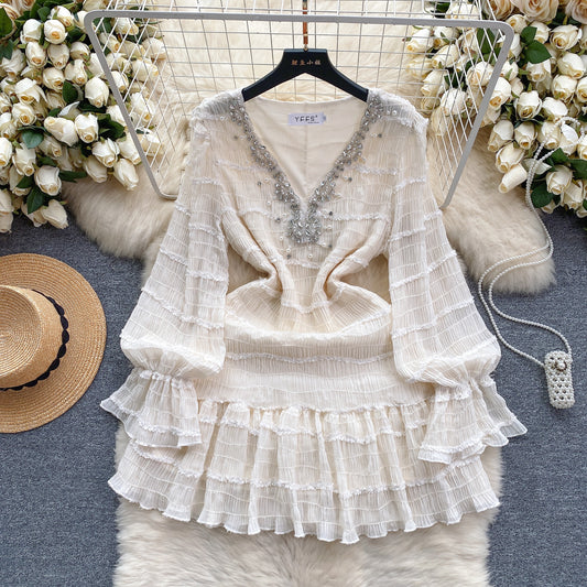 2025 new diamond beaded V-neck slim short ruffled skirt French puff sleeve dress R2352