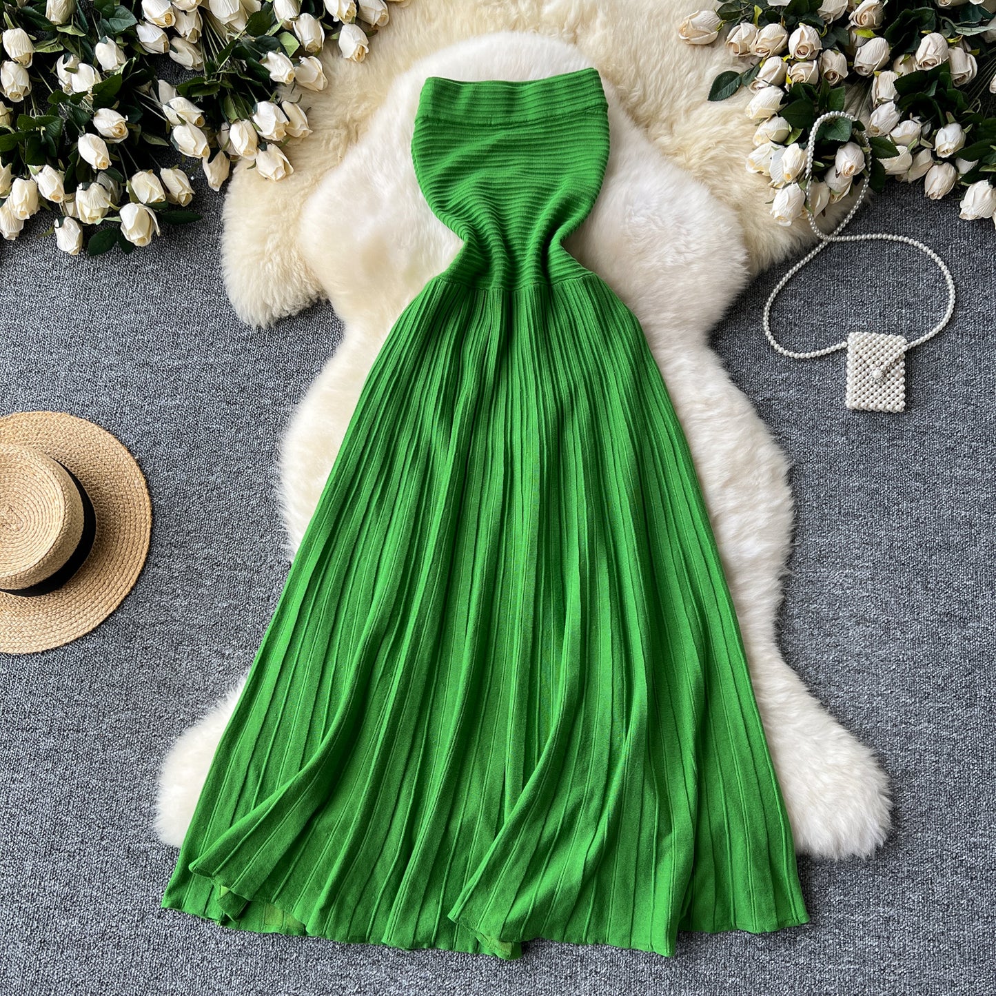 High-end holiday knitted long skirt sexy waist slimming temperament tube top dress R2272