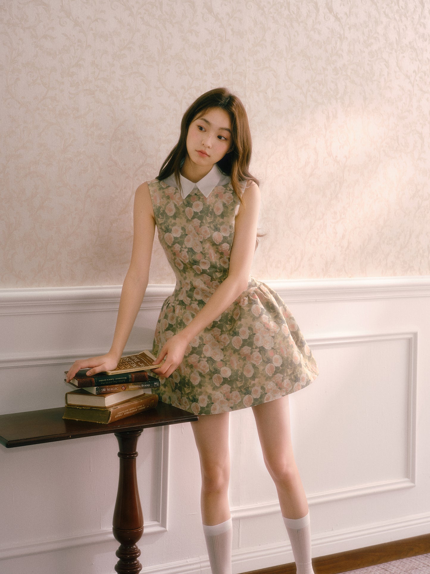 Rose Oil Painting Shirt Collar Sleeveless Dress Qianjinfeng Puffy Slim Waist Vest Dress R5134