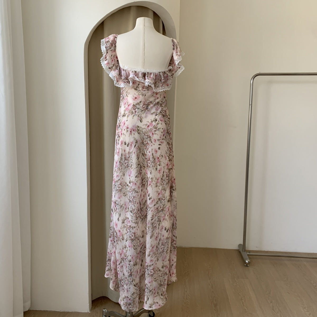 Tea dress ruffled open back waist floral dress for women new style R2187