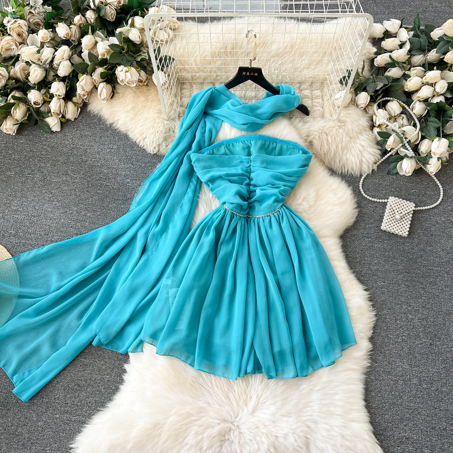 High-end banquet dress sexy tube top pleated slim fit short temperament dress R2318