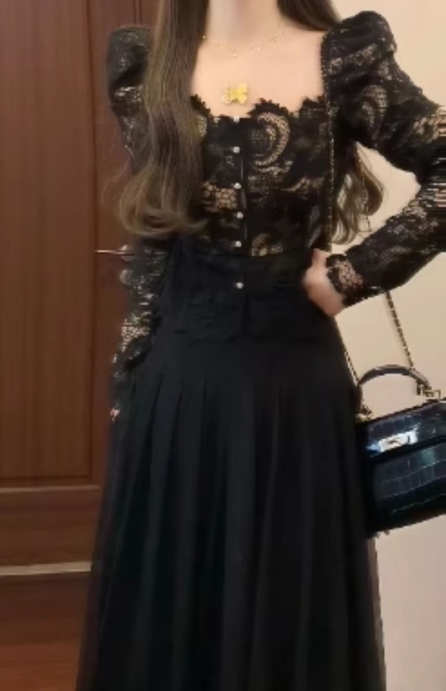 A set of gentle and elegant lace tops and mesh skirts R0516