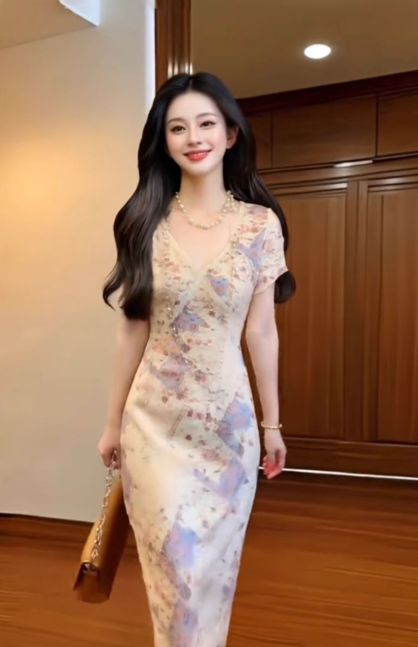 Purple lace patchwork v-neck short-sleeved dress with slim waist and hip skirt R0523