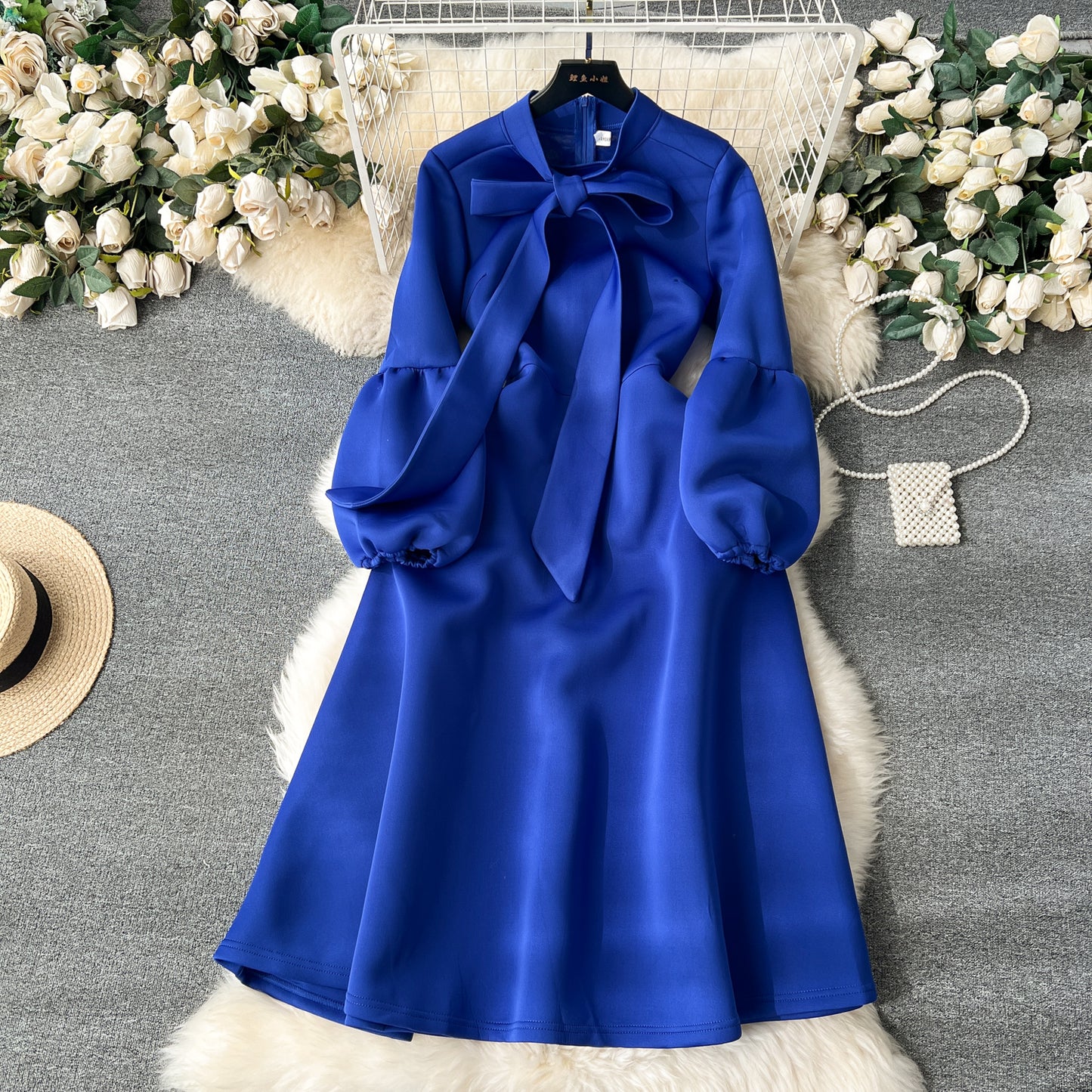 European and American high-end party dress bow tie lantern long sleeve waist big swing dress R2351