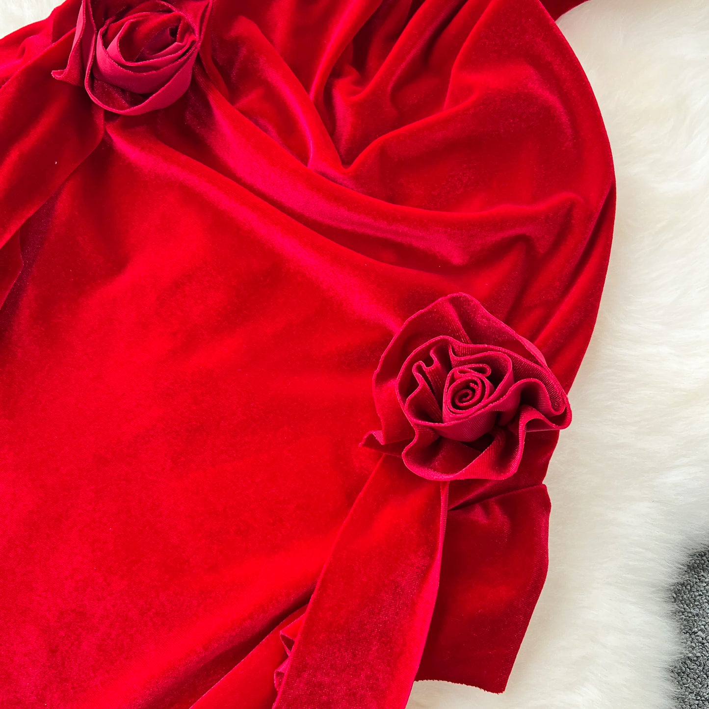 Red dress French retro velvet toast dress sexy heavy three-dimensional flower slit dress R2316