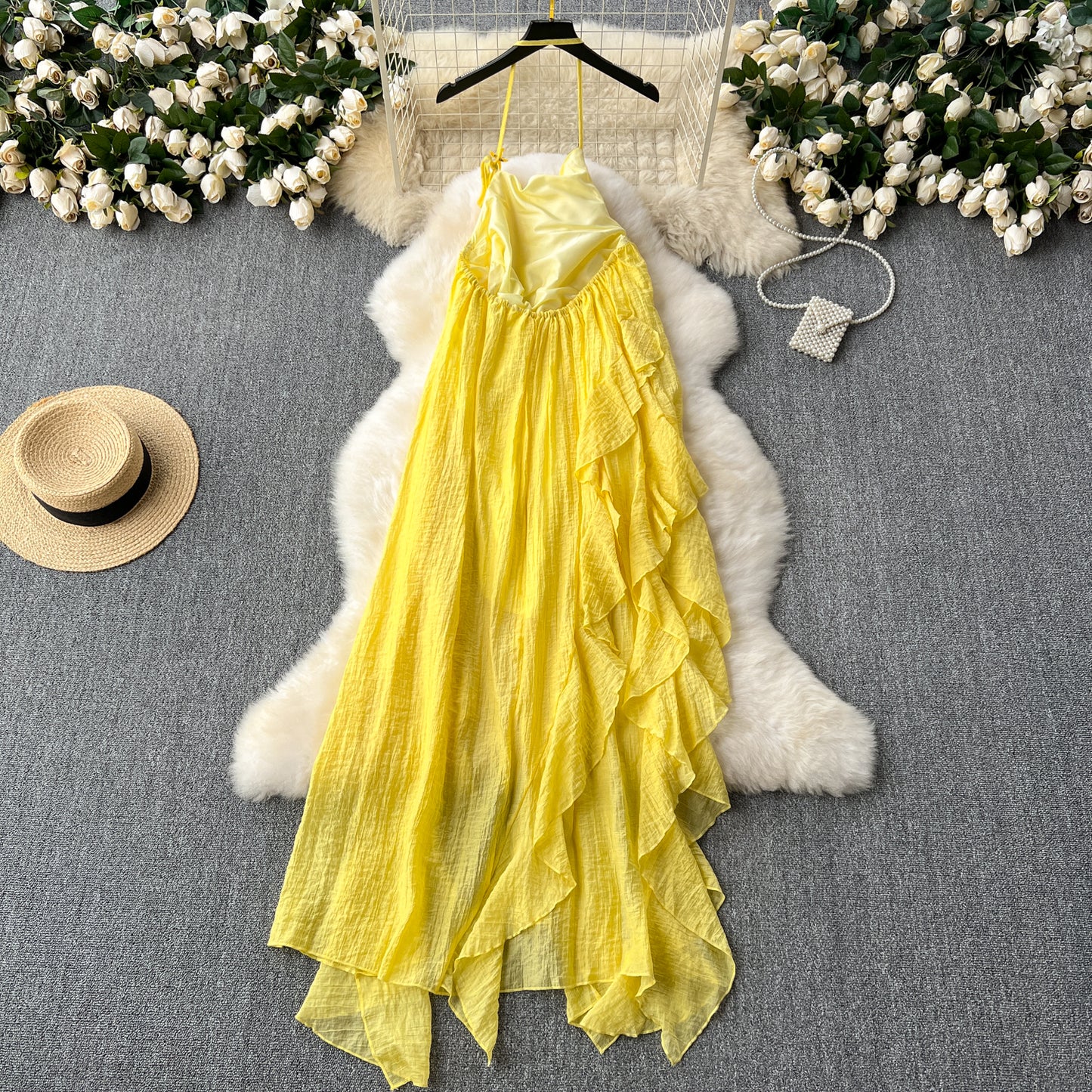 Yellow holiday style dress ruffle stitching halter neck suspender dress French long skirt R2286