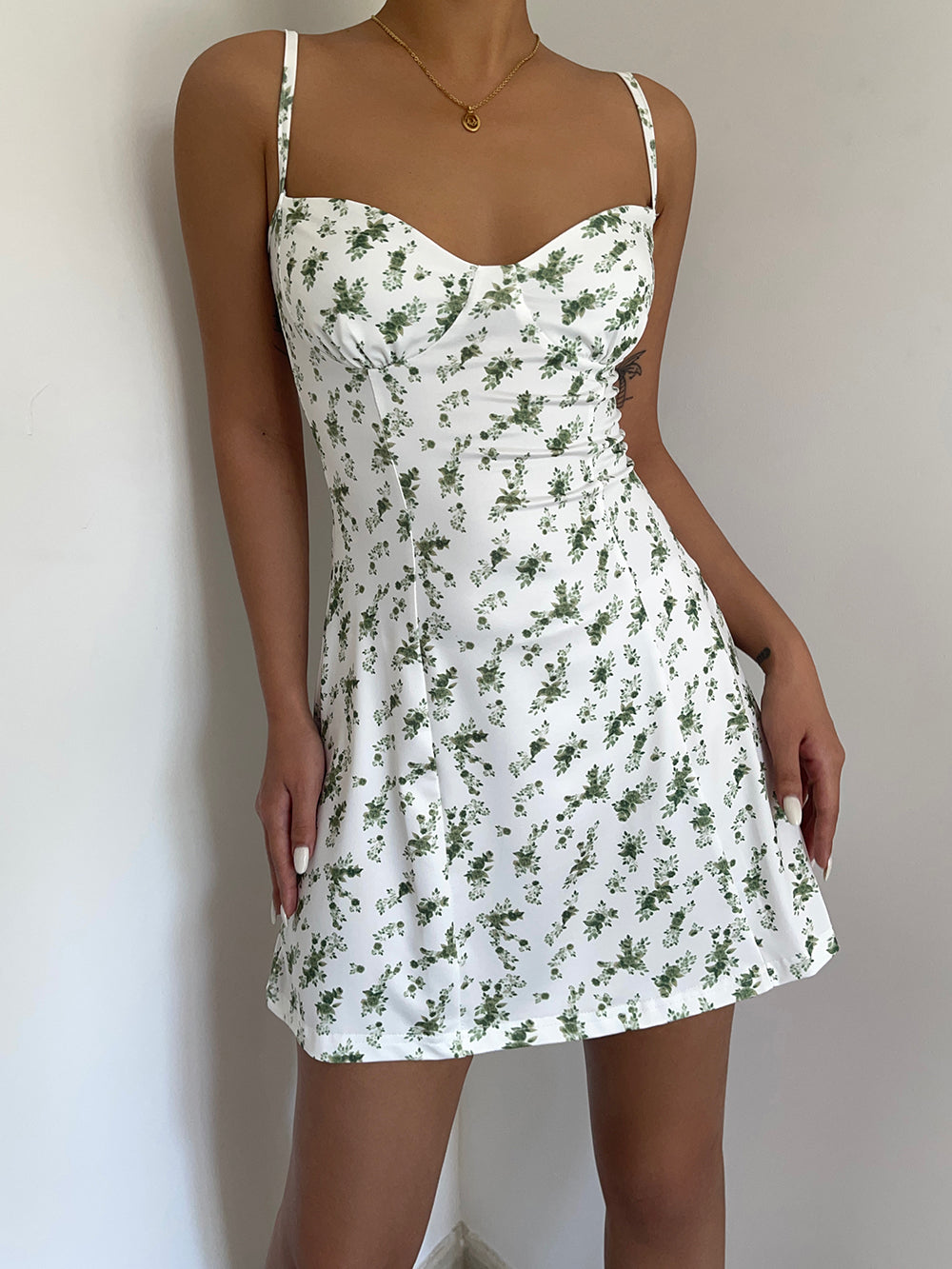 European and American style low-cut backless sexy suspender floral dress high waist slim A-line hip skirt R3038