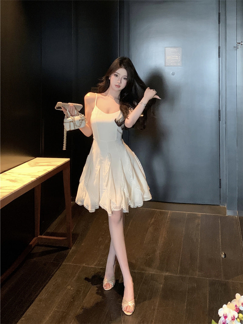 Gentle style v-neck ruffled suspender dress temperament waist A-line short skirt R0594