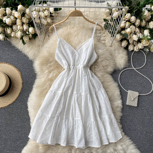 Holiday dress sweet lace edge V-neck hollow backless waist short beach dress R2214