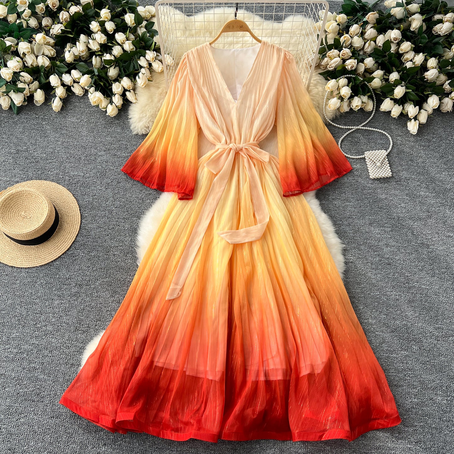 2025 new style light mature style waist tie loose V-neck trumpet sleeve gradient color dress R2230