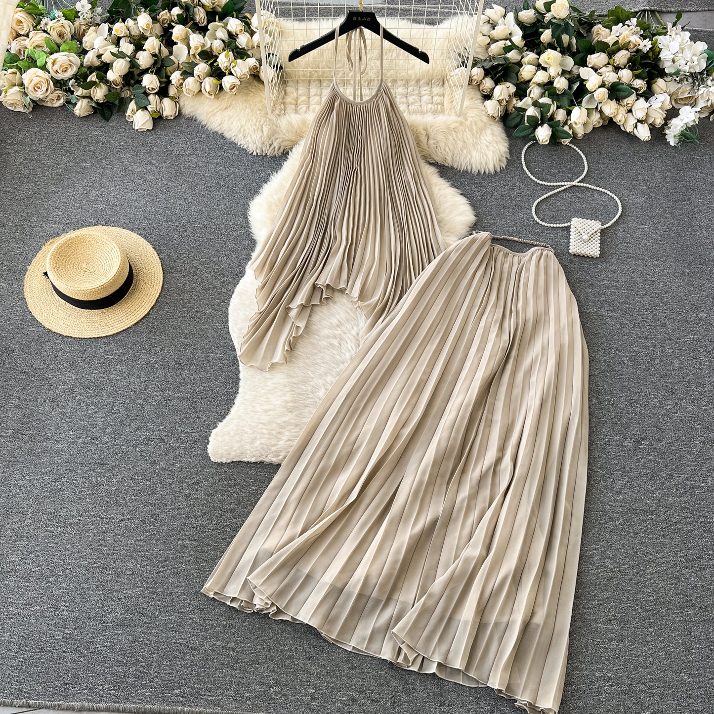 Beach Vacation Fashion Set Halter Neck Pleated Tank Top + High Waist Midi Skirt R2204