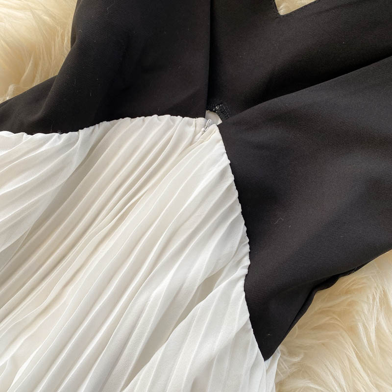 Holiday dress temperament V-neck contrast color stitching pleated big swing beach dress R2294