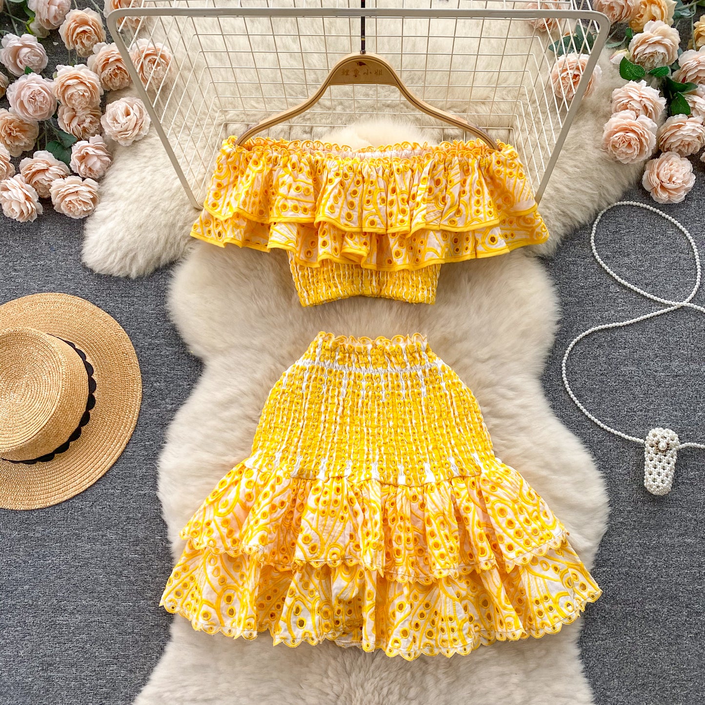 Holiday style suit heavy embroidery hollow ruffle one-shoulder top short skirt two-piece suit R2255