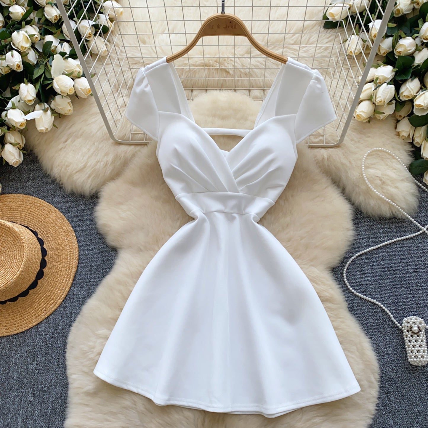 New sexy V-neck waist slimming short-sleeved dress temperament A-line short skirt R2213