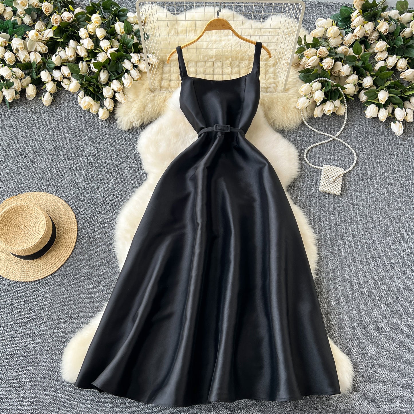 Dinner party dress high-end sling dress French style waist temperament fluffy big swing dress R2215