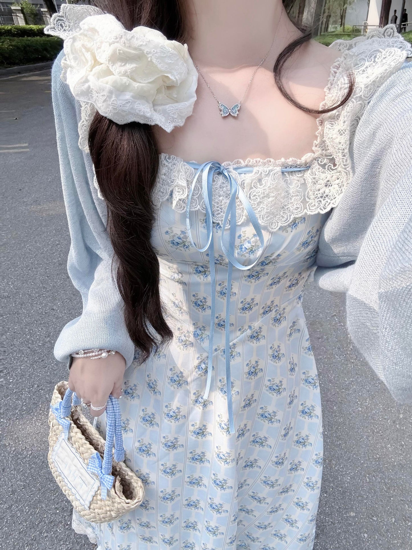 Gentle temperament blue floral dress new style beautiful small skirt R0684