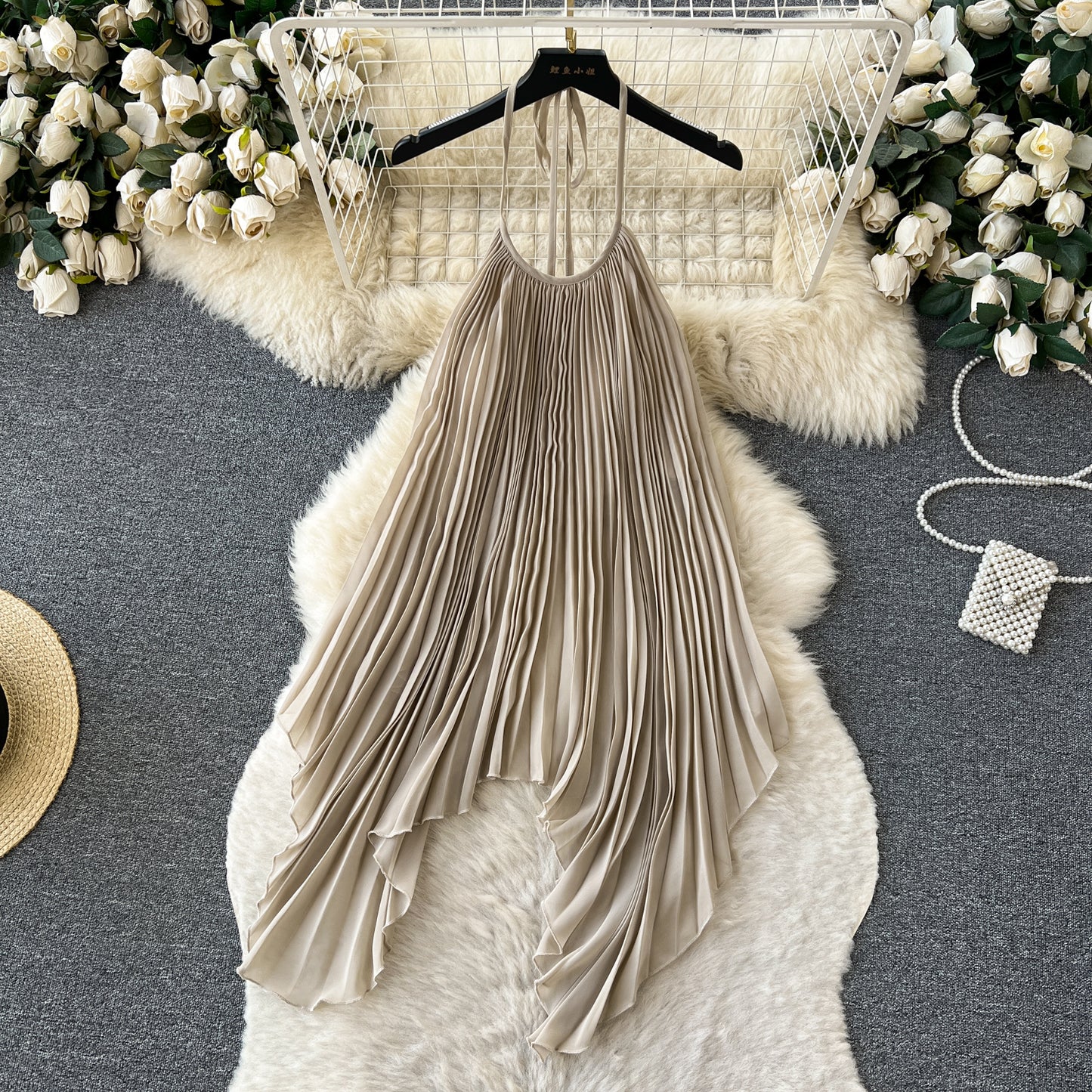 Beach Vacation Fashion Set Halter Neck Pleated Tank Top + High Waist Midi Skirt R2204