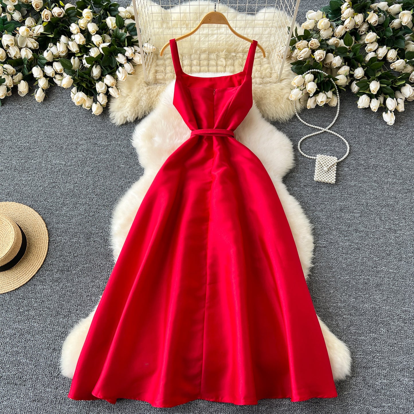 Dinner party dress high-end sling dress French style waist temperament fluffy big swing dress R2215
