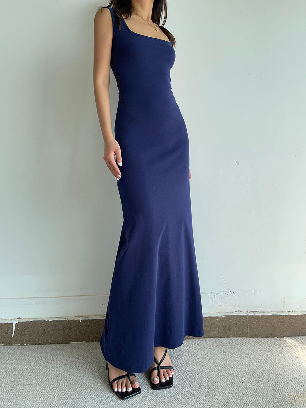 Temperament high-grade pure desire style suspender long skirt female summer new hip fishtail dress R3047