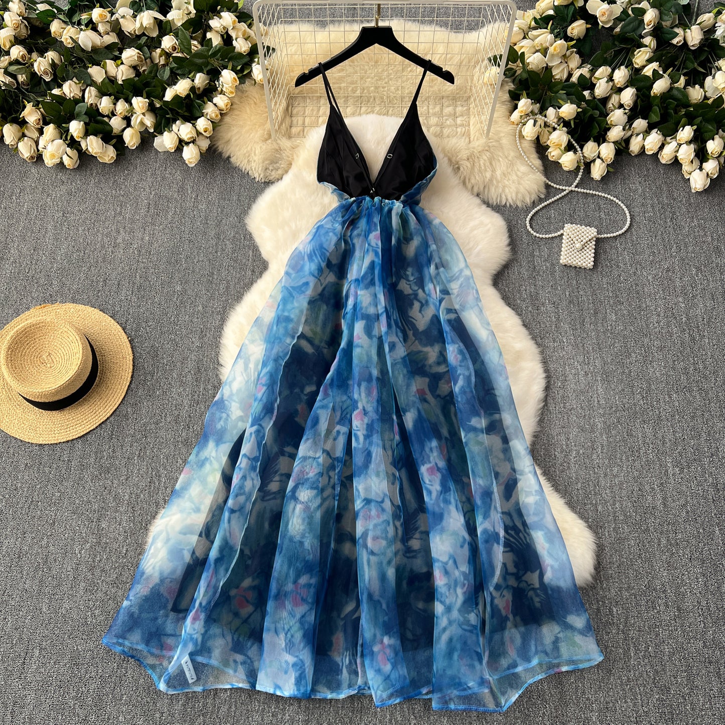 Party dinner dress high-end hollow backless sling waist organza fluffy dress R2229