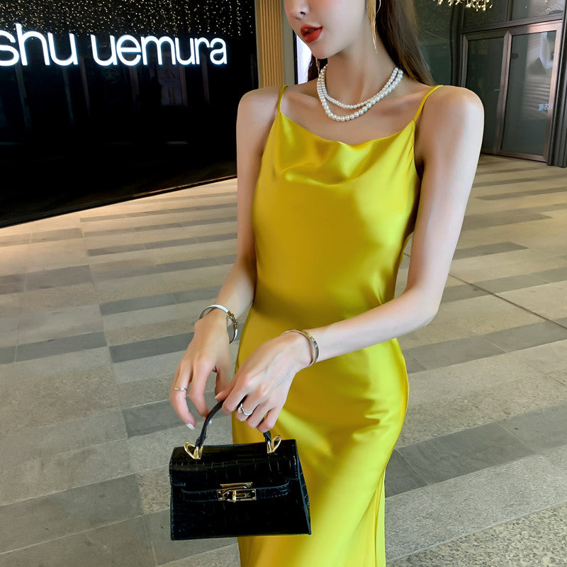 High-end French dress sexy silk satin sway collar niche design pure desire suspender skirt R0992