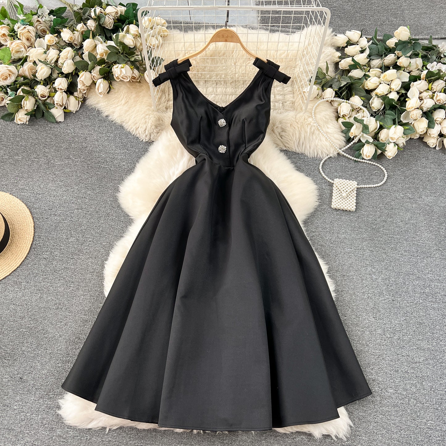 Banquet high-end palace style dress temperament V-neck waist slimming exquisite dress R2148