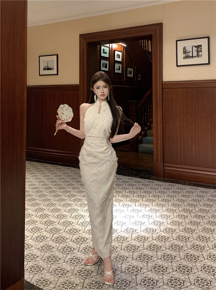 New Chinese cheongsam young style sleeveless halter neck dress 2025 new R1802