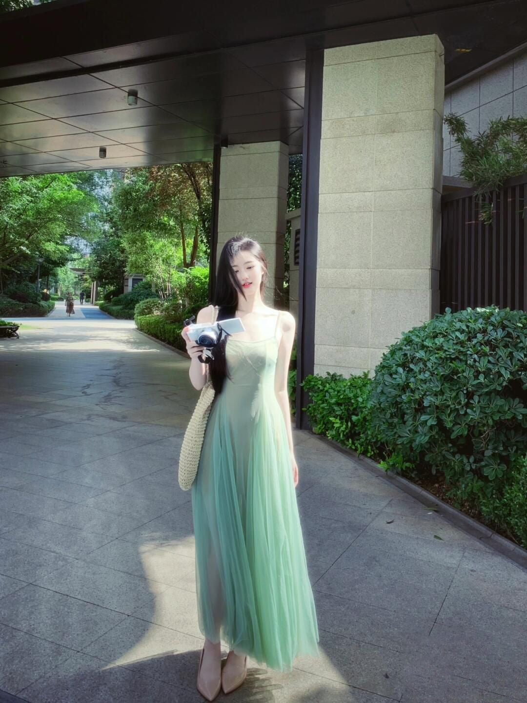 Green mesh suspender dress temperament fairy long skirt beautiful summer skirt R0783