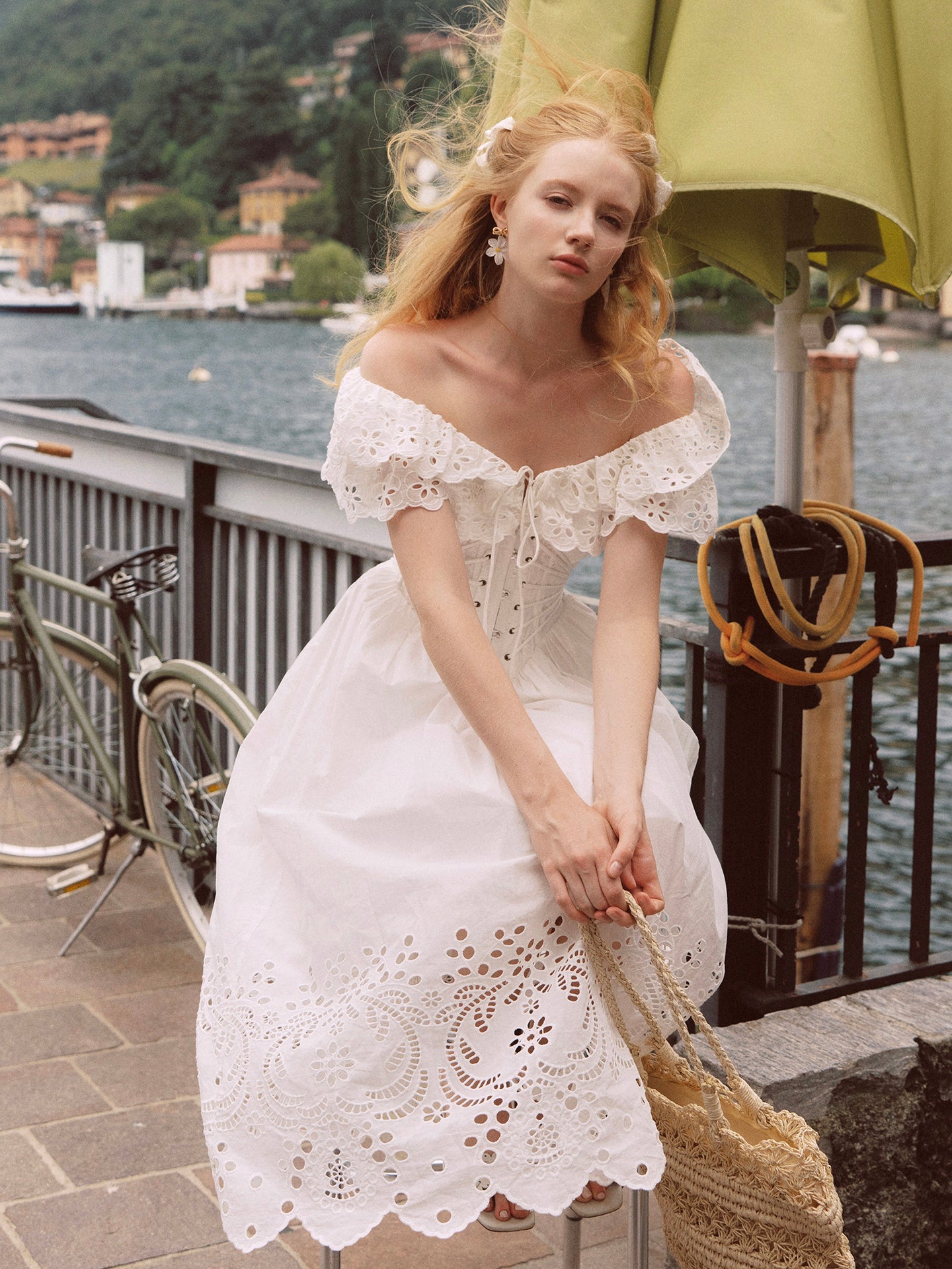 French design fishbone dress pure white hollow one shoulder long dress for women R5074