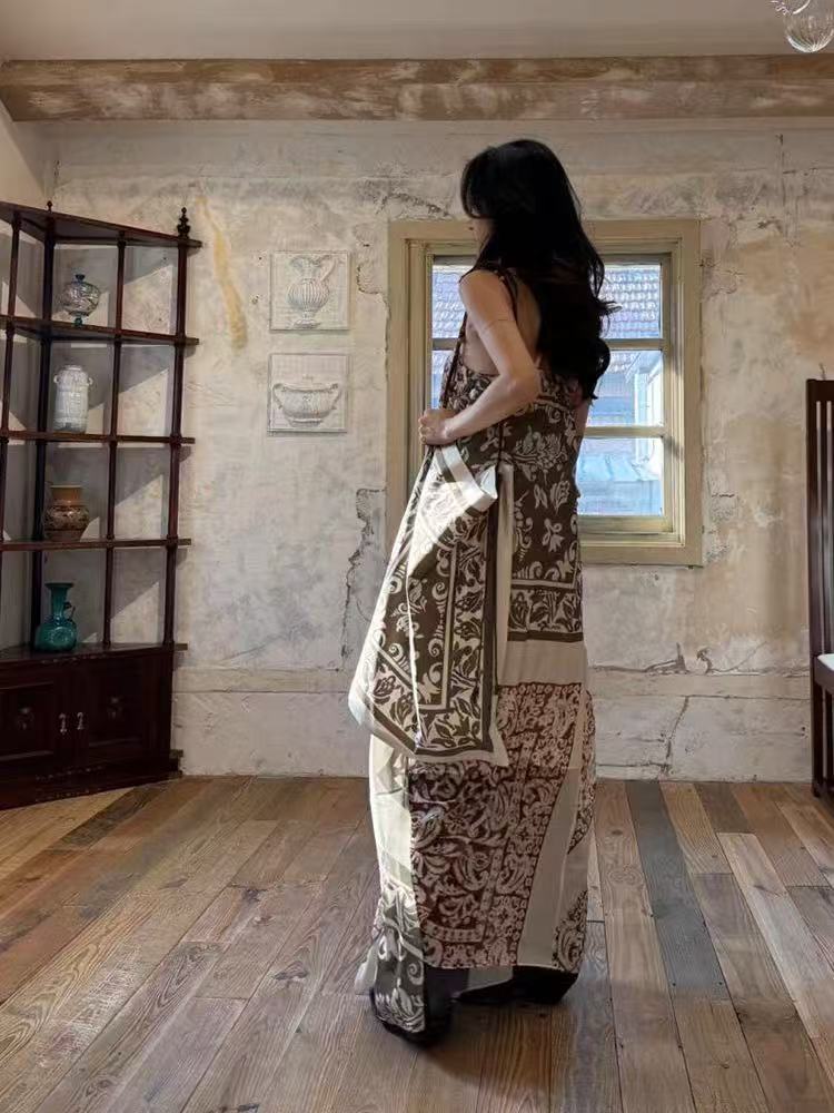 Travel wear seaside vacation retro print halter dress bohemian loose beach dress R1609