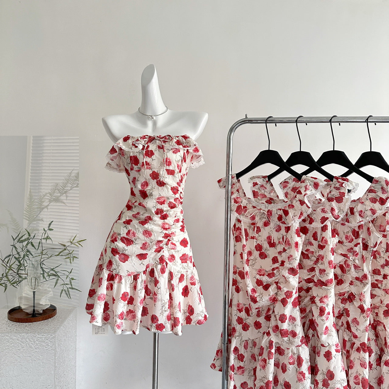 Holiday white retro red floral dress waist summer small flying sleeves dress R2174