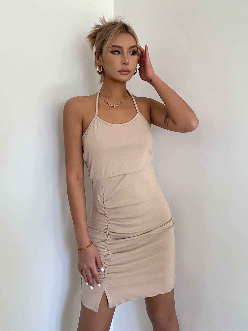 Hot girl style halter neck straps pleated slit slim suspender skirt holiday style hip skirt dress R3086