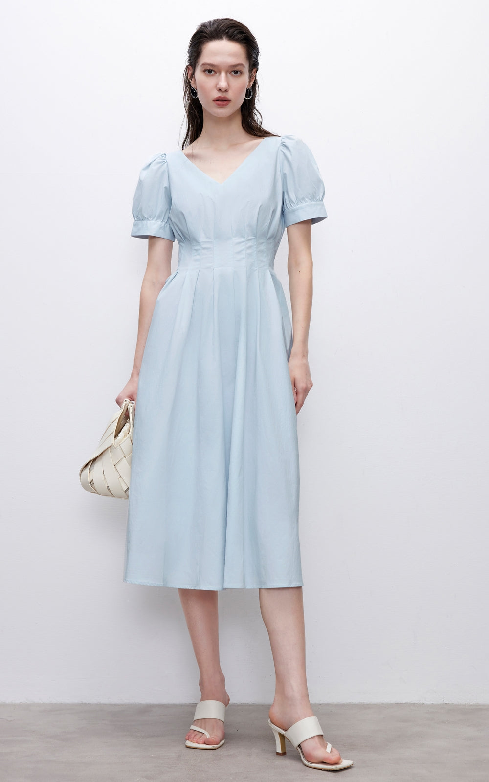 Summer new solid color high waist V-neck puff sleeve waist slimming midi dress for women R3947