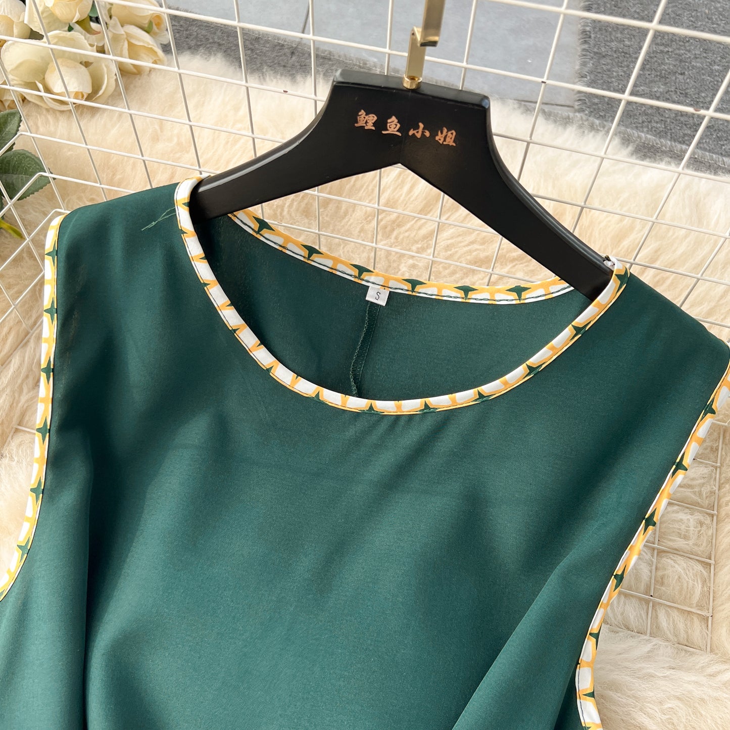 European and American style two-piece dress with printed shawl coat, sleeveless vest dress R2232