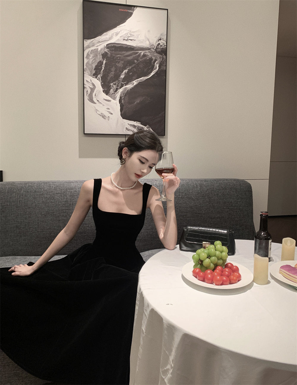 French square neck velvet suspender dress waist temperament dress black long skirt R1423