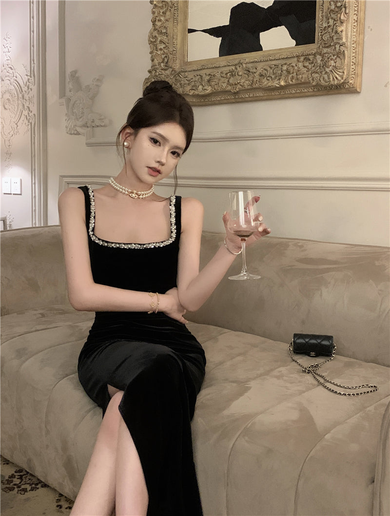Black square neck suspender dress slim fit slit Hepburn style velvet hip dress R1424