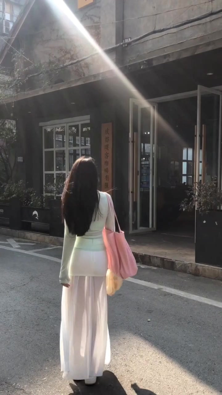 2025 Cool and Relaxed Wear Set Green Long-sleeved T-shirt Vest Skirt Three-piece Set R0497