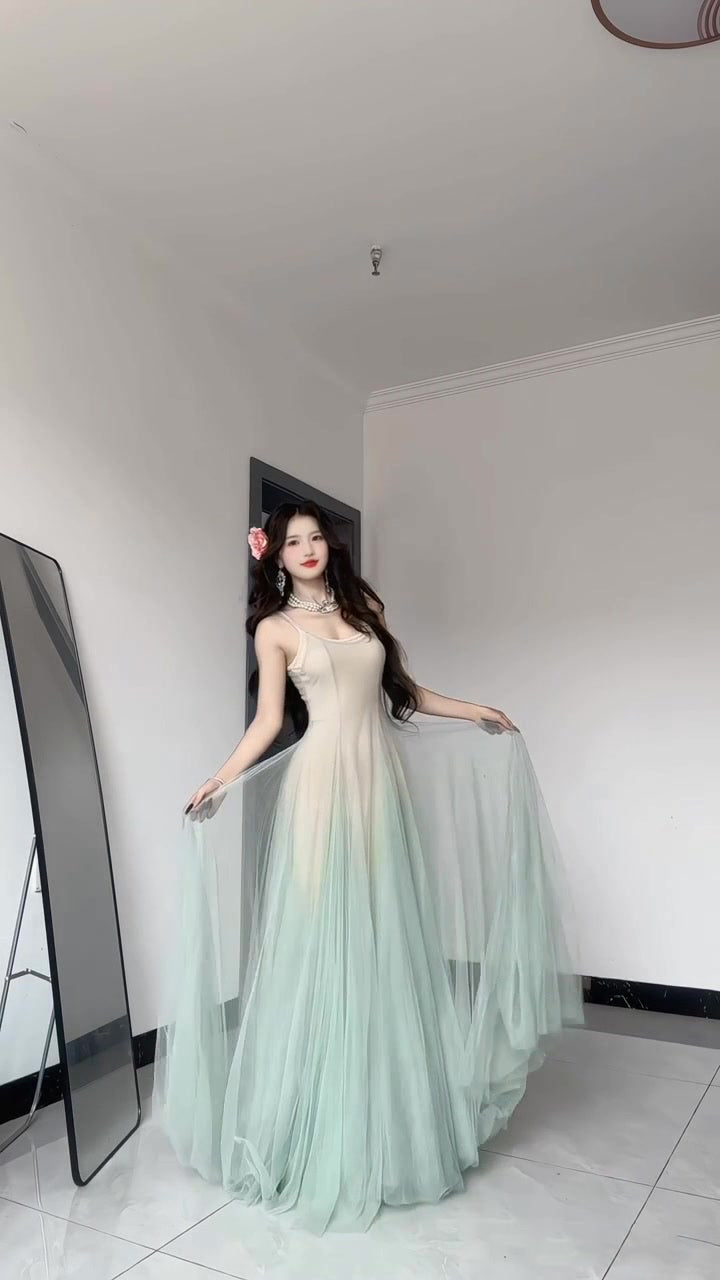 2025 new green mesh suspender dress beautiful waist temperament long skirt R0504