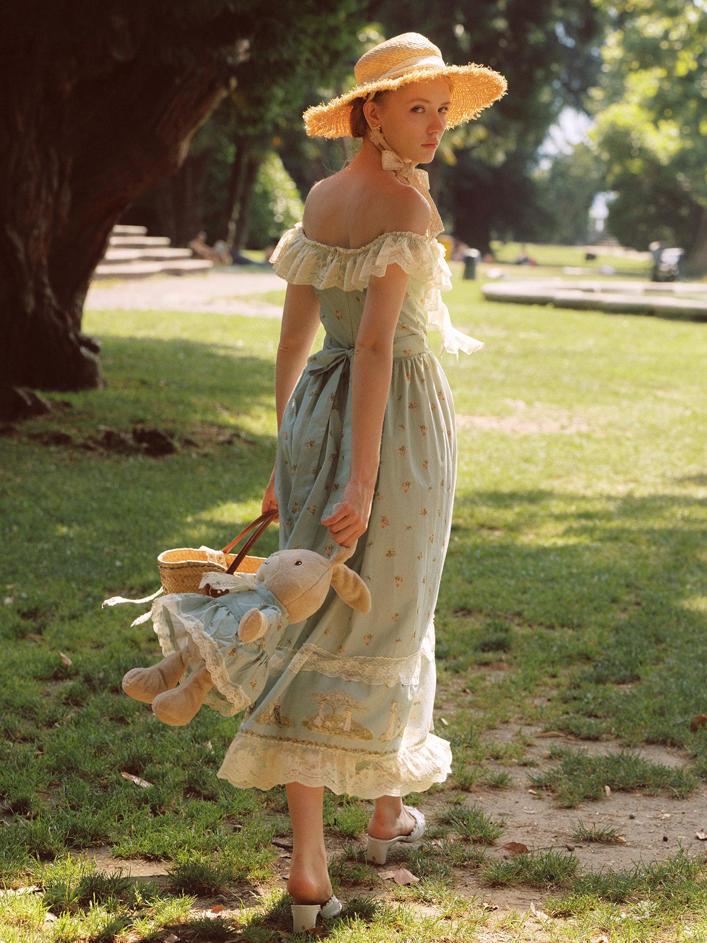 French pastoral style heavy embroidery lace splicing suspender long dress homecoming dress R5145