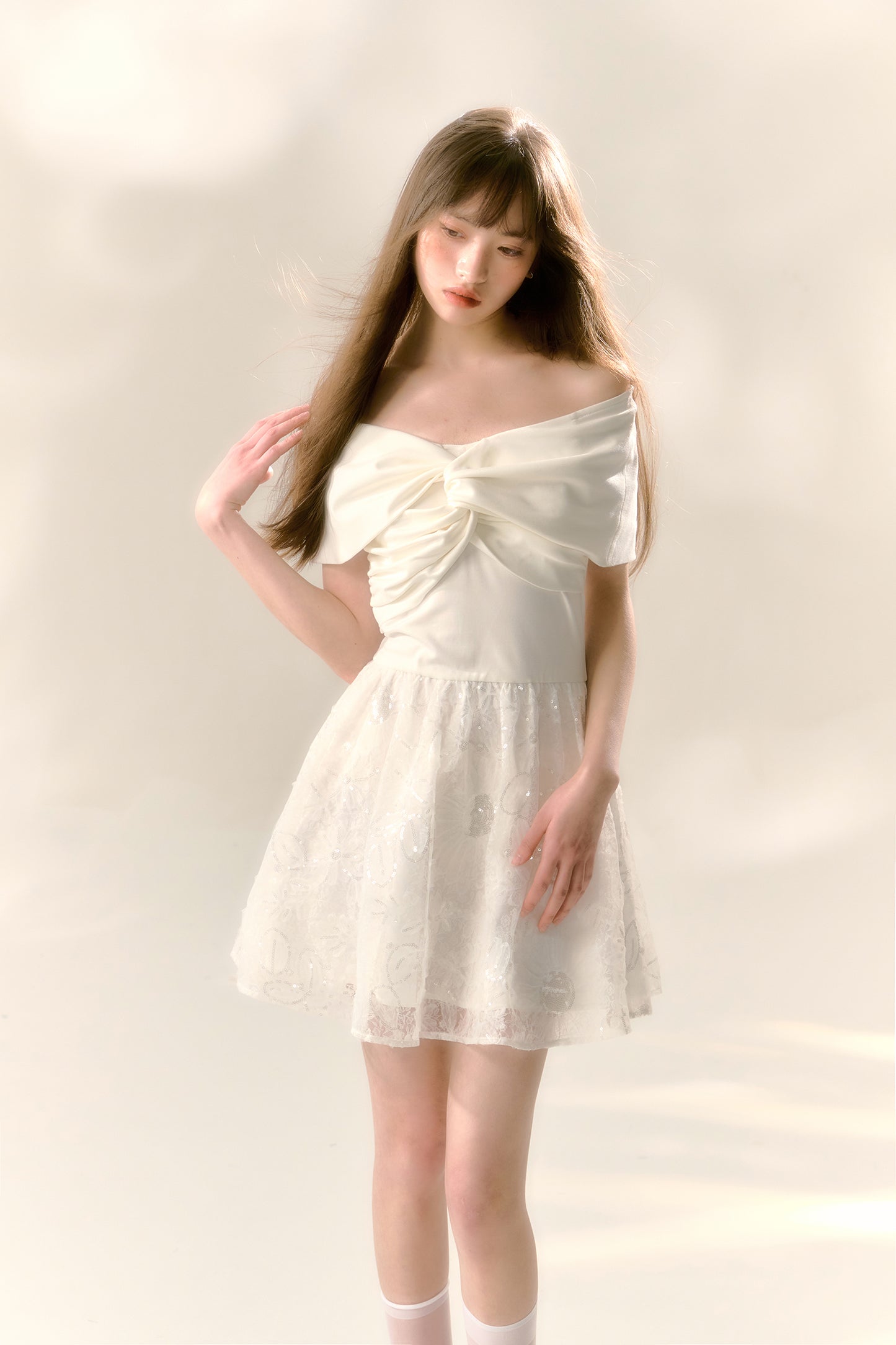 White one-shoulder dress knitted splicing sequined tutu skirt R5172