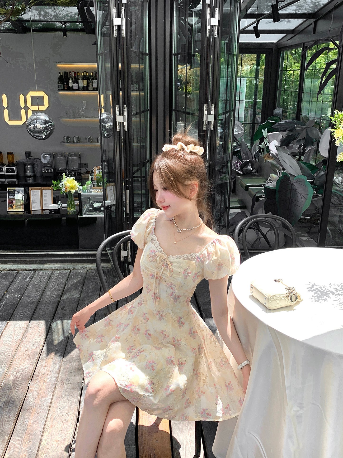 French yellow floral short-sleeved dress, beautiful summer skirt R3867