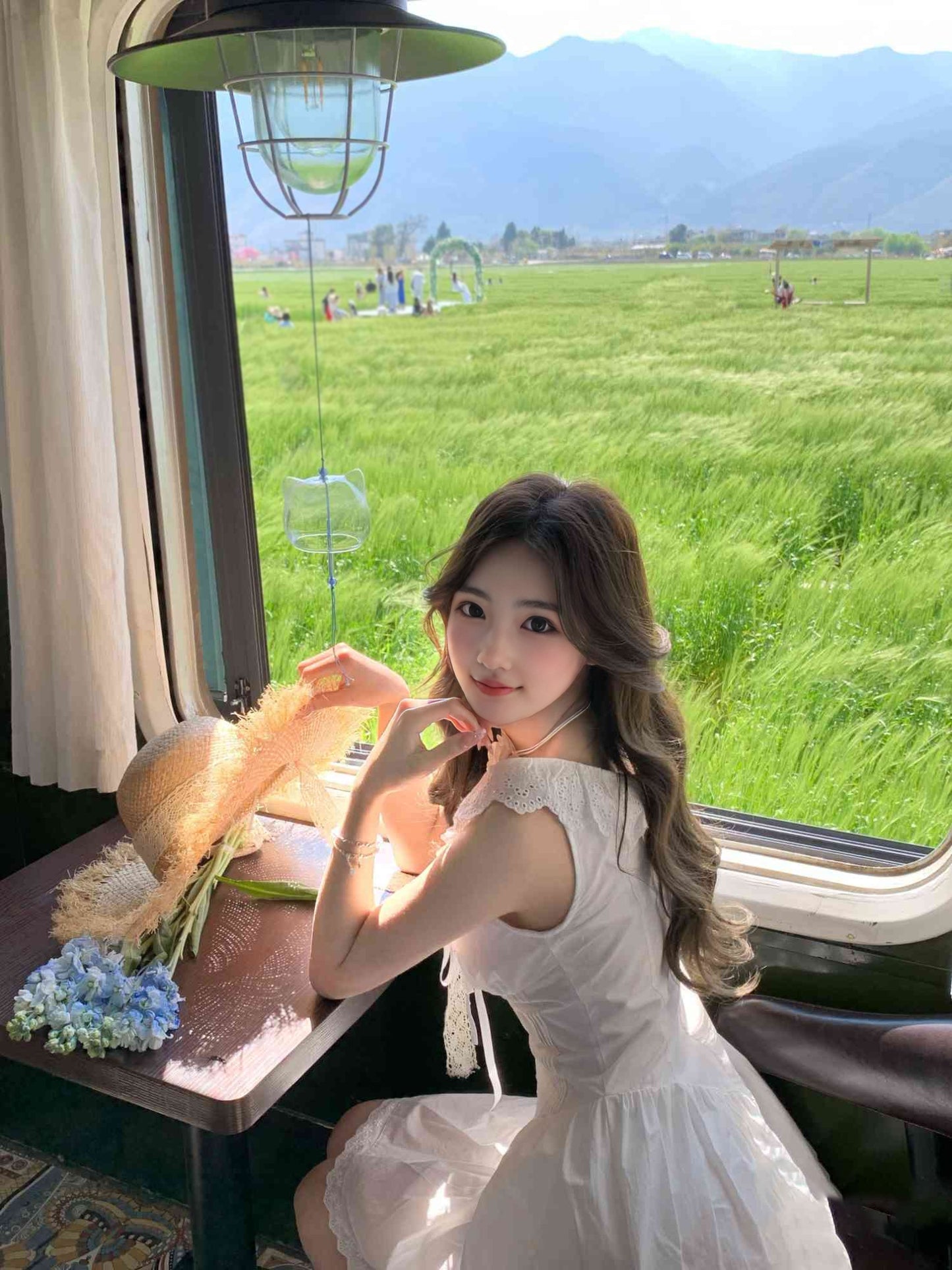 Gentle white moonlight suspender dress beautiful temperament waist A-line short skirt R0742