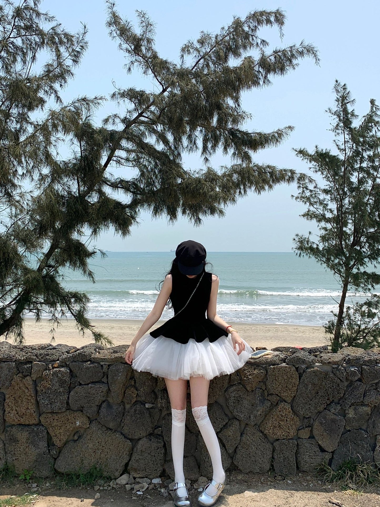 Black sleeveless vest dress temperament waist puffy short skirt R0545