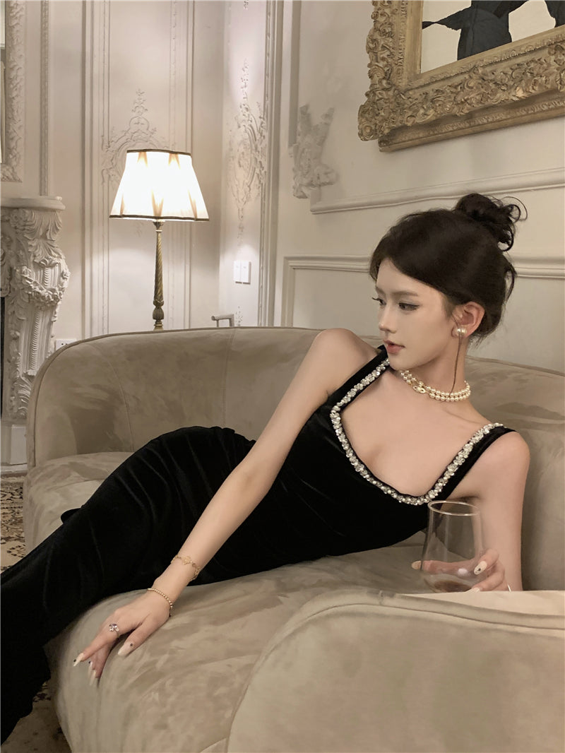 Black square neck suspender dress slim fit slit Hepburn style velvet hip dress R1424