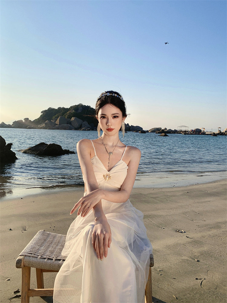 White hollow suspender dress gentle temperament waist backless A-line long skirt R0596