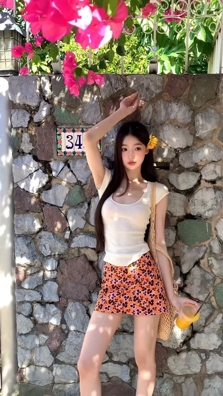 Vacation style outfit sexy hot girl beautiful knitted top floral skirt two-piece skirt R0893
