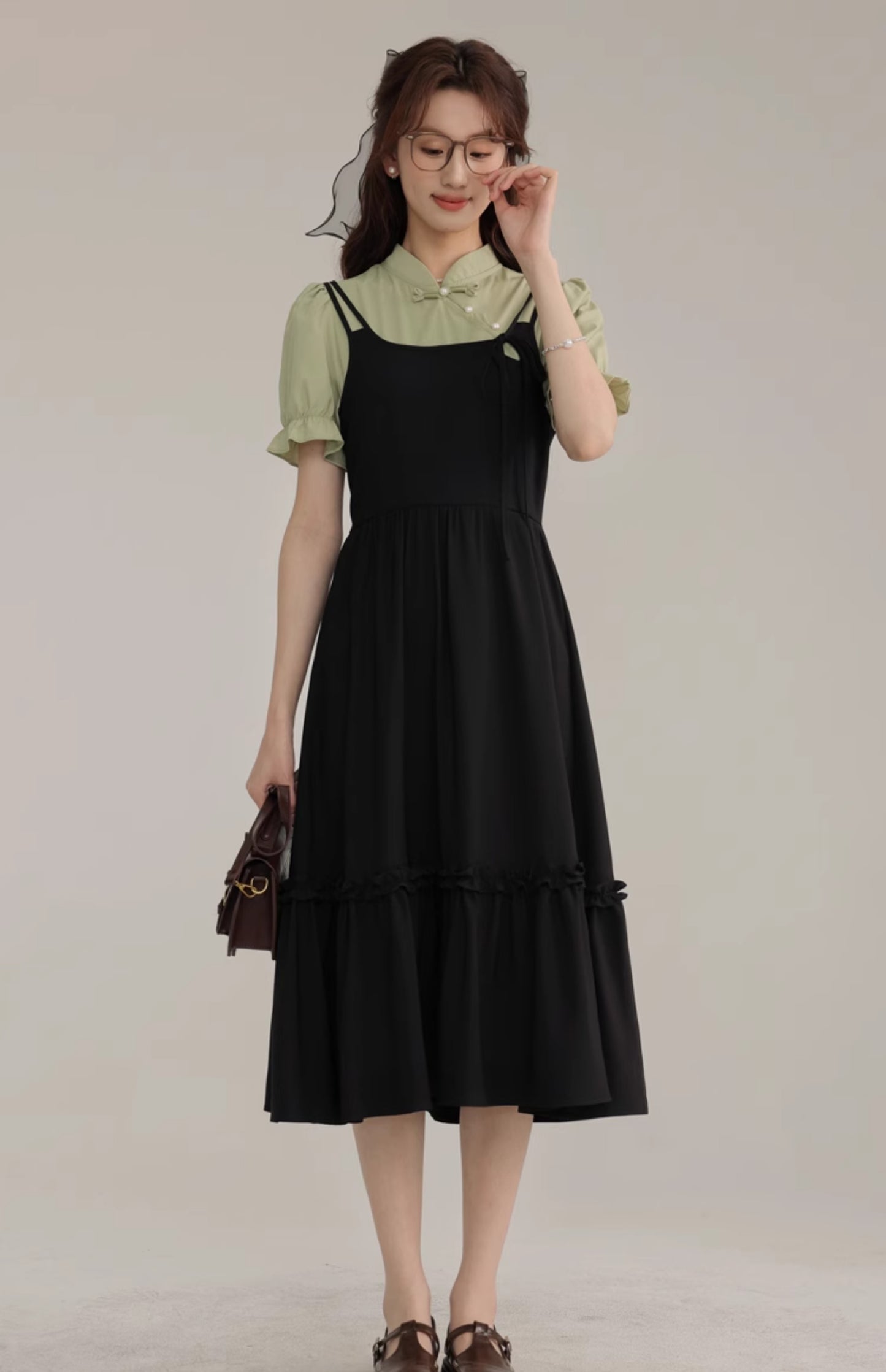 2025 new Chinese style improved cheongsam short-sleeved dress beautiful small skirt R1966