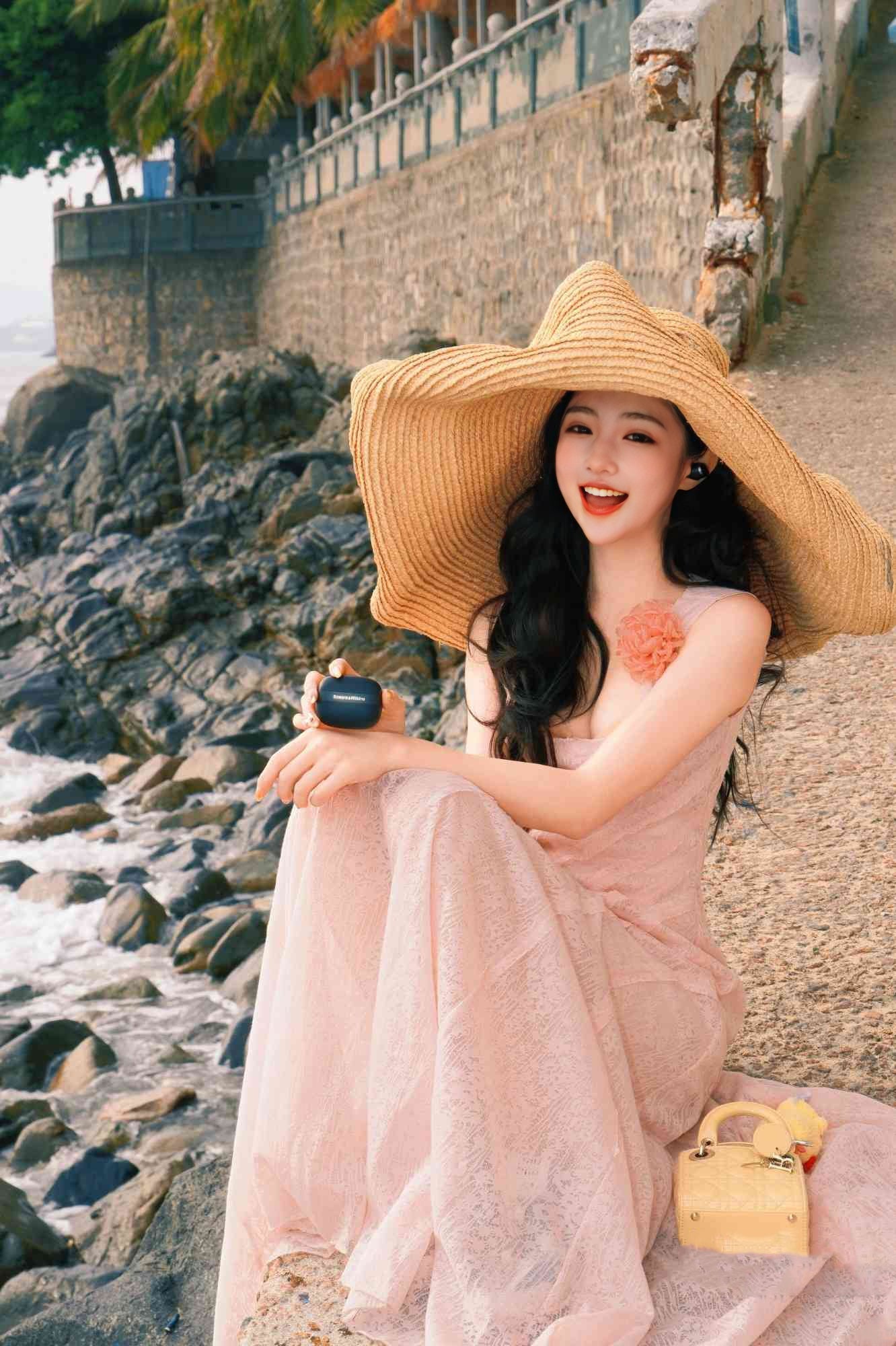 Pink lace suspender dress unique waist temperament long skirt R0496